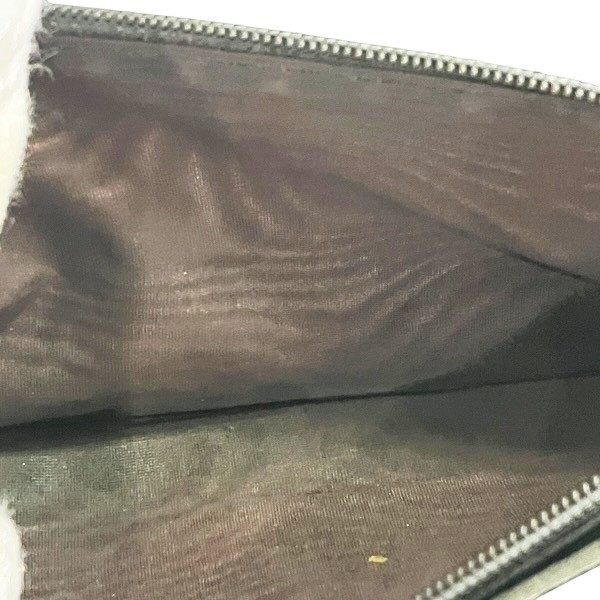 シャネル ココマーク エナメル財布