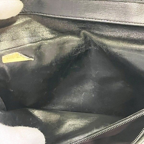 シャネル ココマーク エナメル財布