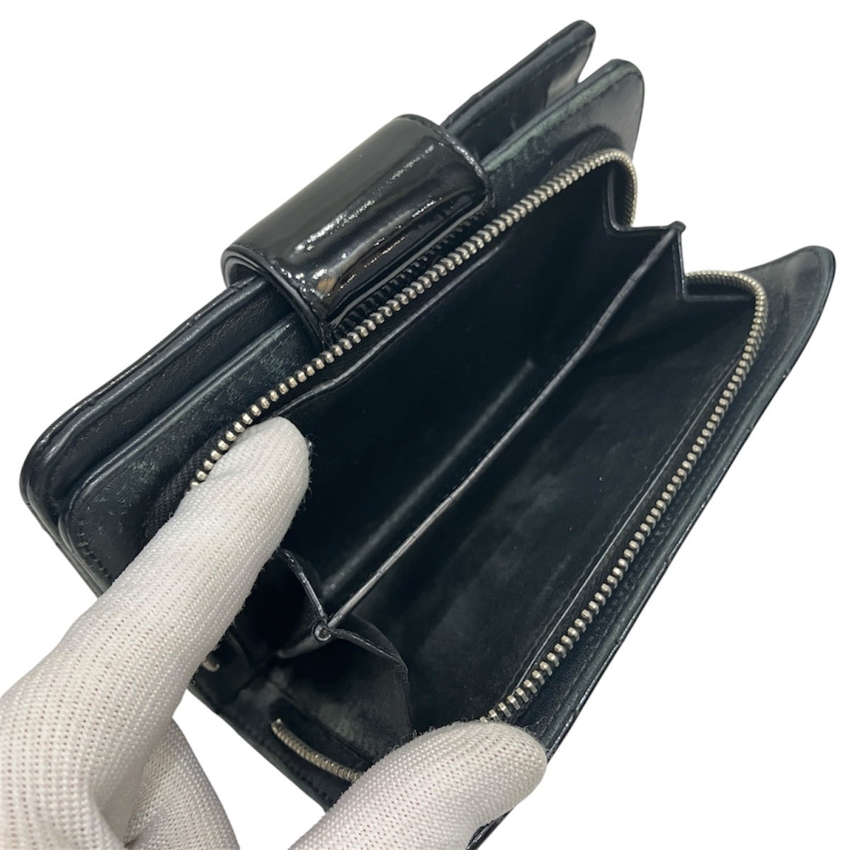 シャネル ココマーク レザー二つ折り財布