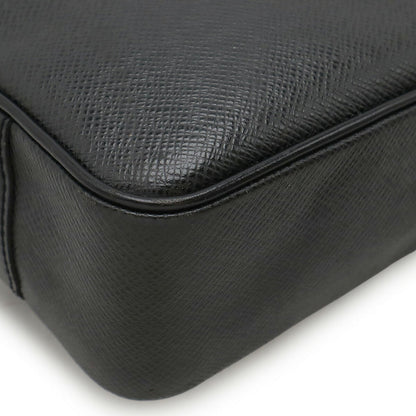 ルイヴィトン Taiga Clutch Bag