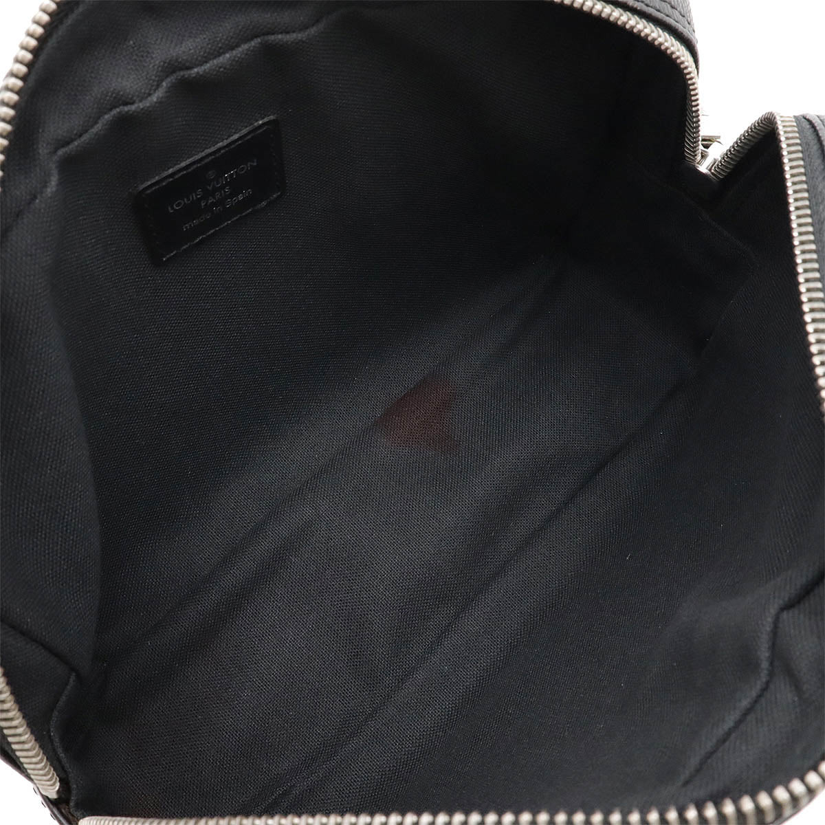 ルイヴィトン Taiga Clutch Bag