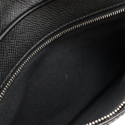 ルイヴィトン Taiga Clutch Bag