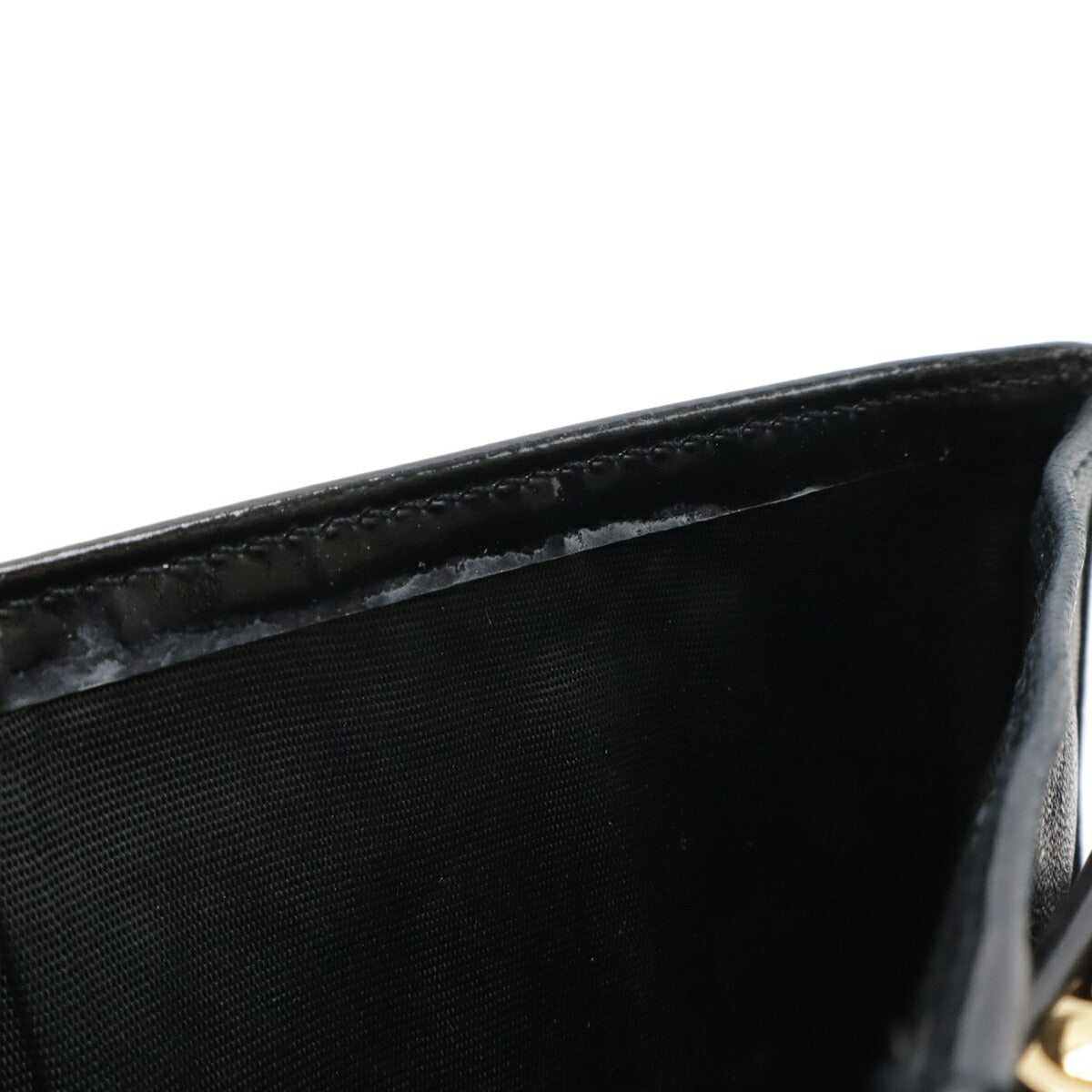 シャネル ココマーク パテントレザー 二つ折り財布