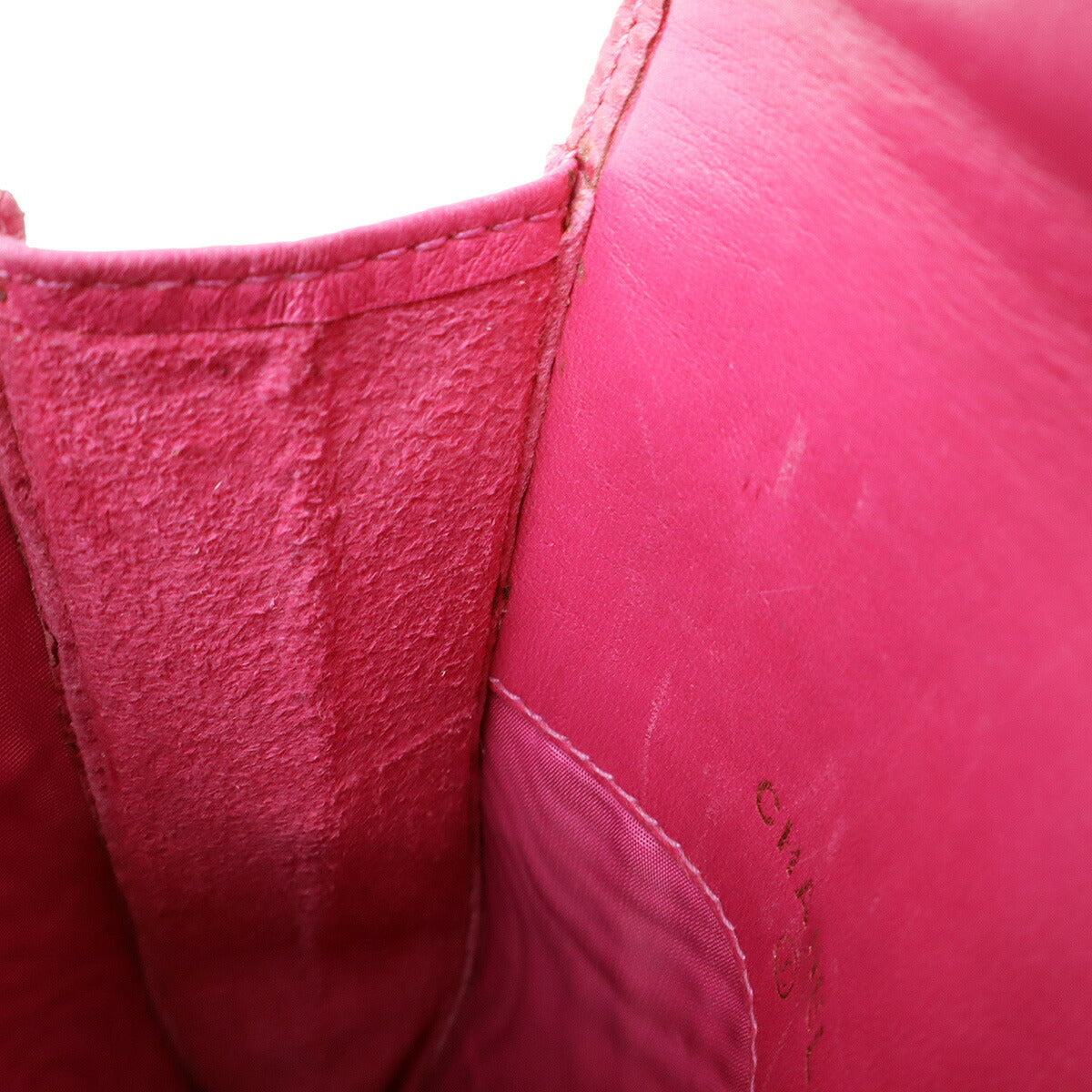 シャネル キャビア レザー マルチ ケース