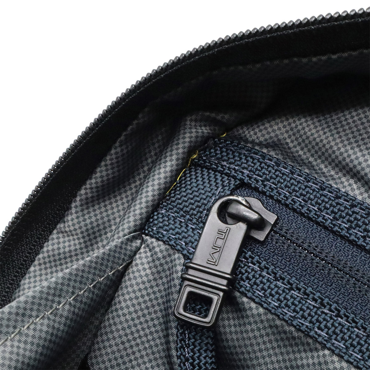 TUMI Alpha2 バリスティック ナイロン 2way ブリーフケース