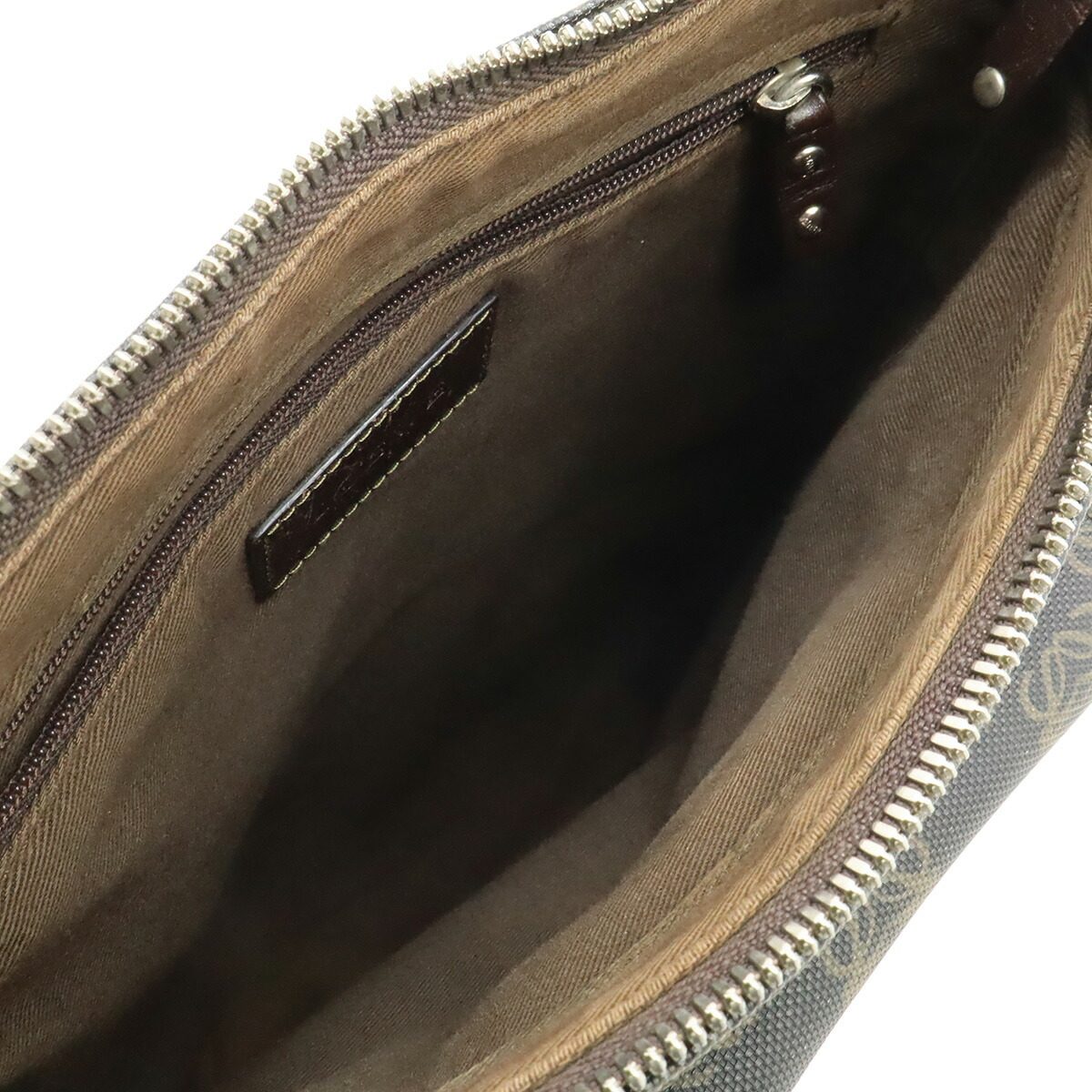 ロエベ アナグラム PVCレザーショルダーバッグ
