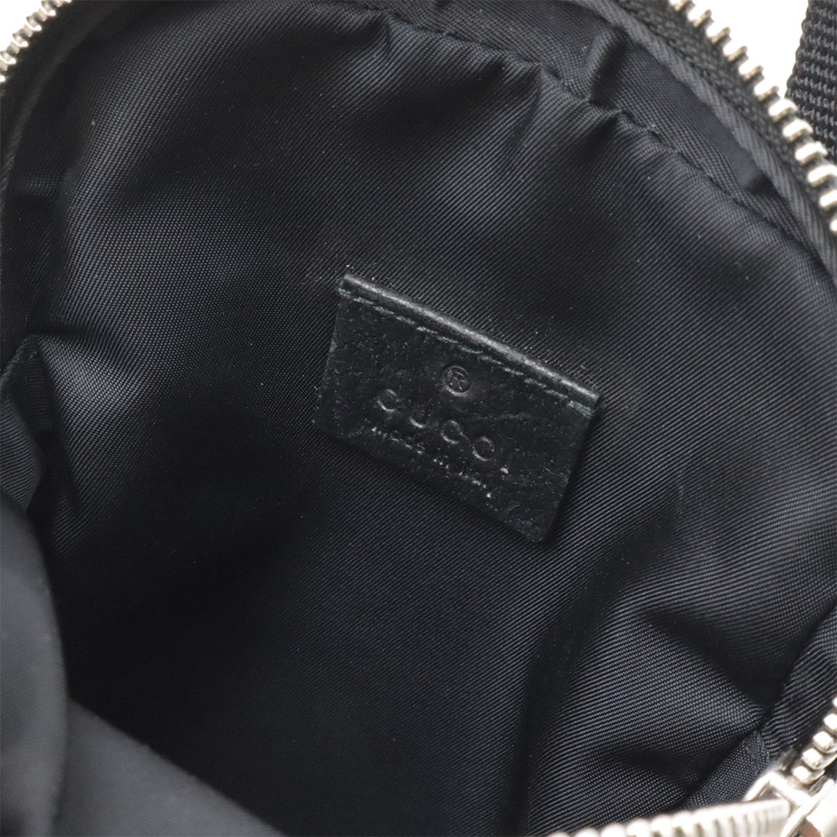 グッチ オフザグリッド ナイロンキャンバス レザー ショルダーバッグ
