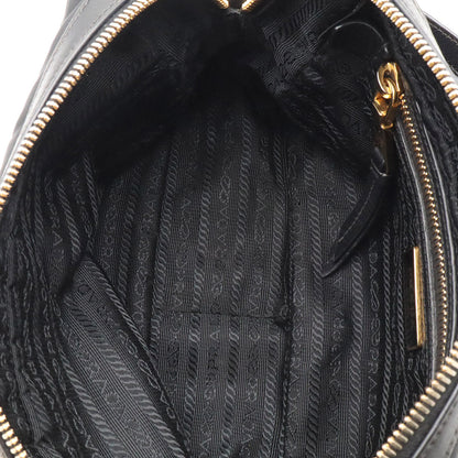 プラダ Re-Nylon ショルダーバッグ