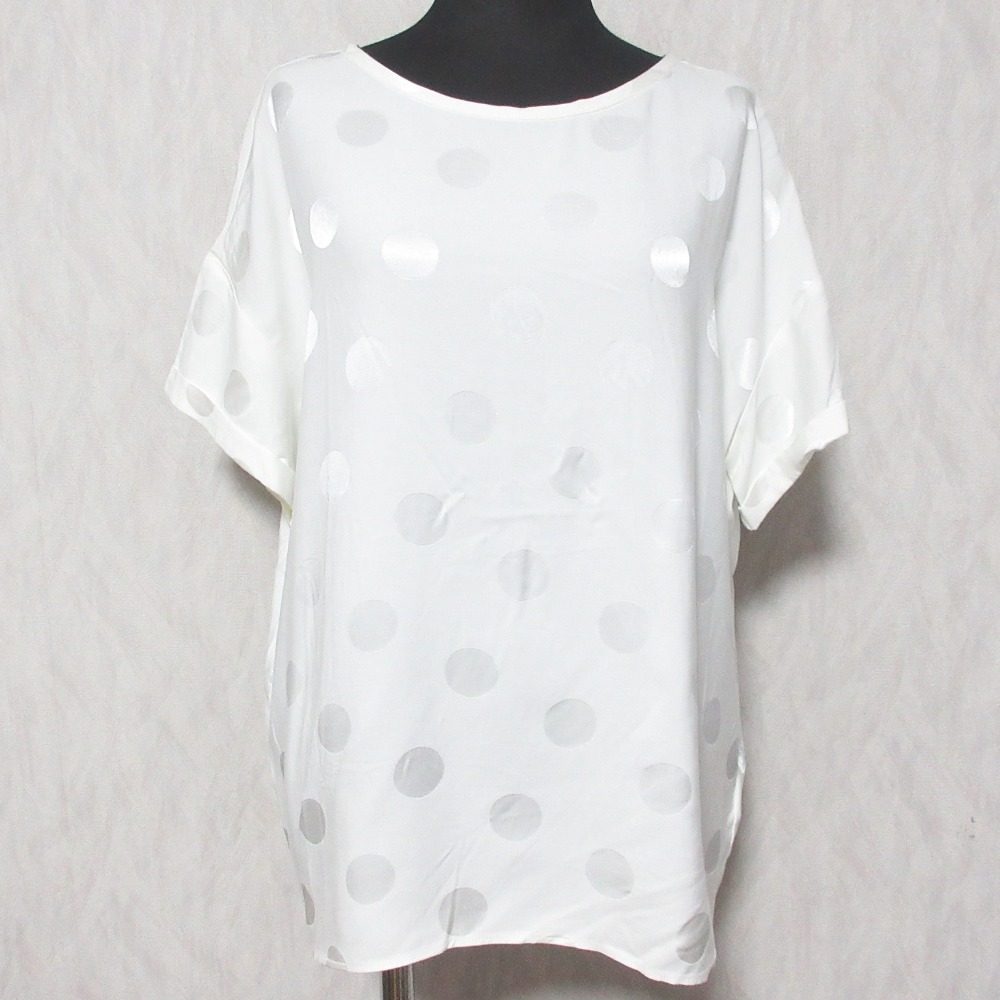 イブルース ドット柄ショートスリーブカットソー