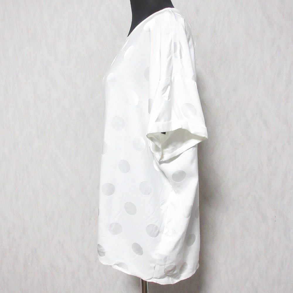 イブルース ドット柄ショートスリーブカットソー