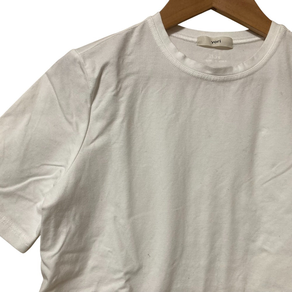 ヨリ クルーネックショートスリーブTシャツ