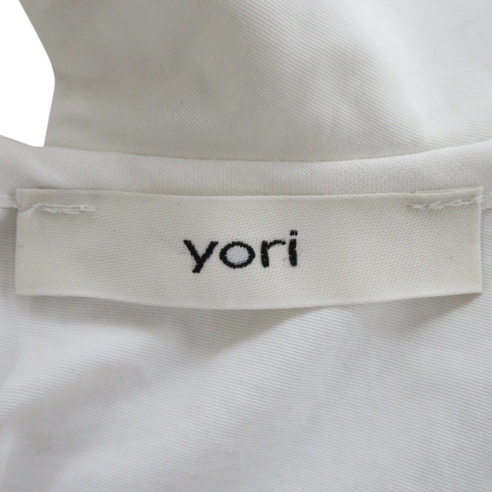 yori フラット カラー ペプラム ブラウス