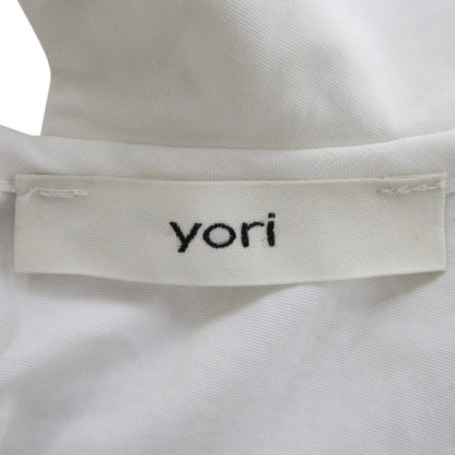 yori フラット カラー ペプラム ブラウス