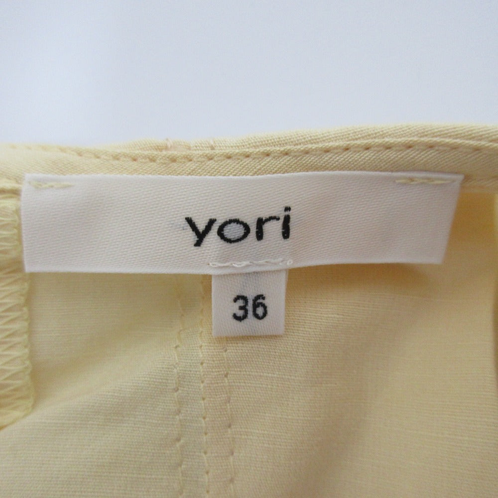 yori リネンブレンドブラウス