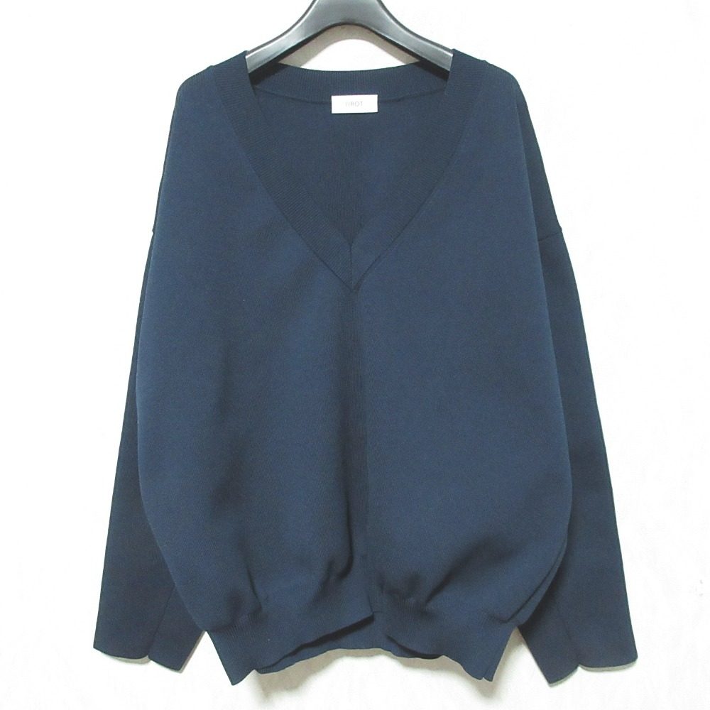 イロット Dry touch Vネックニットプルオーバー