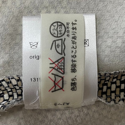 アクリス シルクノースリーブトップス