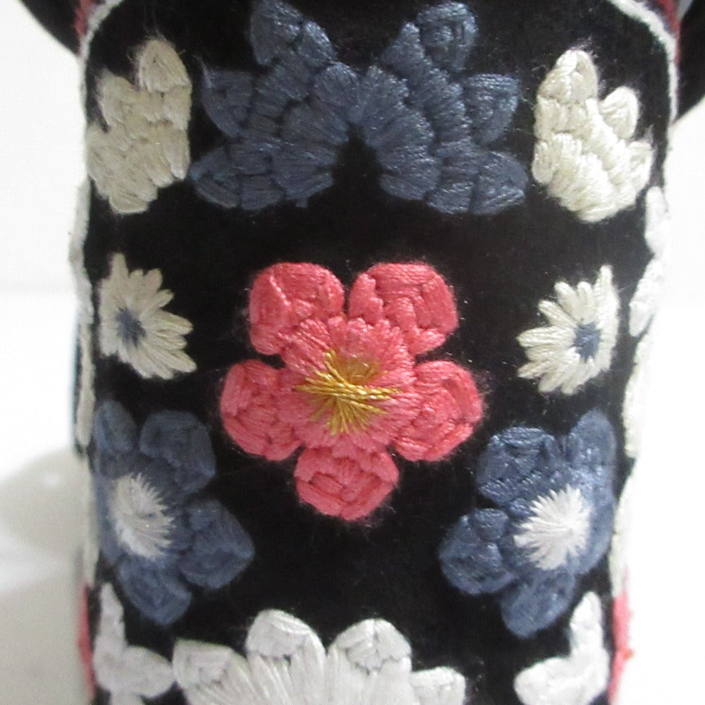 シーバイクロエ スエード刺繍サンダル
