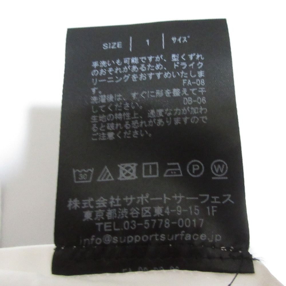 support surface レイヤードフレンチスリーブブラウス
