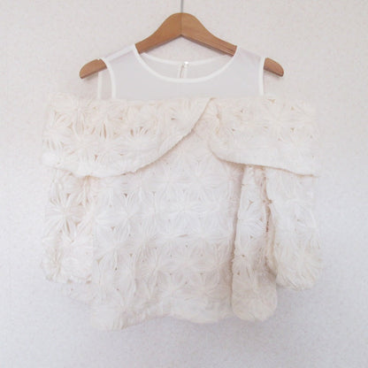 NATURAL BEAUTY BASIC オフショルダー フラワー ブラウス