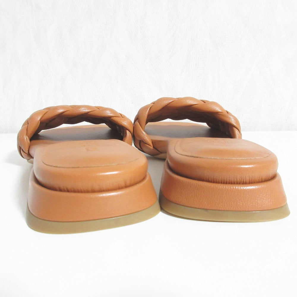 mara bini レザー ミュール