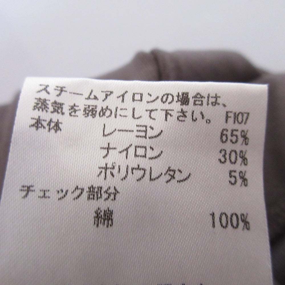 バーバリー 裾ジップクロップドパンツ