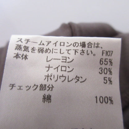 バーバリー 裾ジップクロップドパンツ