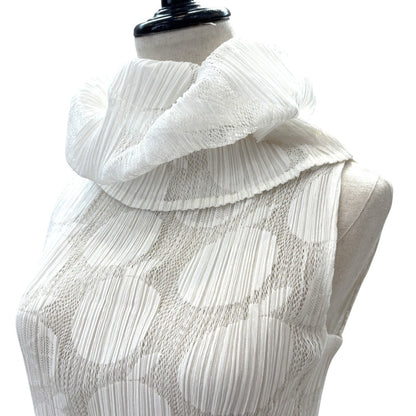 PLEATS PLEASE フルーツ柄プリーツノースリーブタートルネックブラウス
