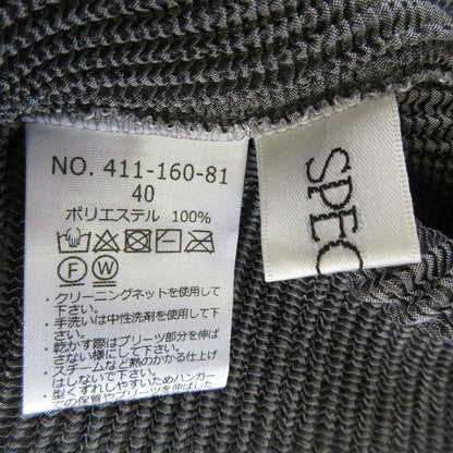 スペッチオ ビジュー刺繍プリーツトップス