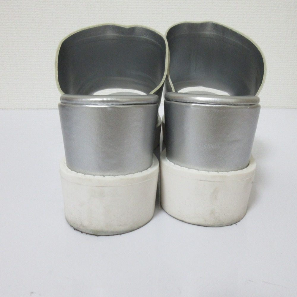 カレンリップス レザーサンダル