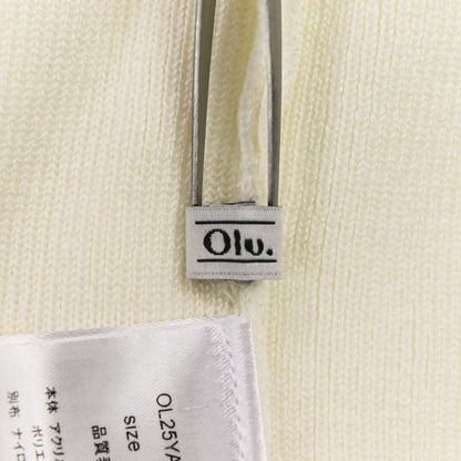 OLU. フリルオフショルダー ニットカットソー
