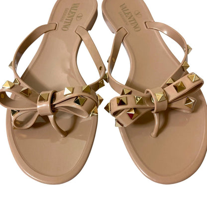 ヴァレンティノ ガラヴァーニ ロックスタッズ ラバー サンダル