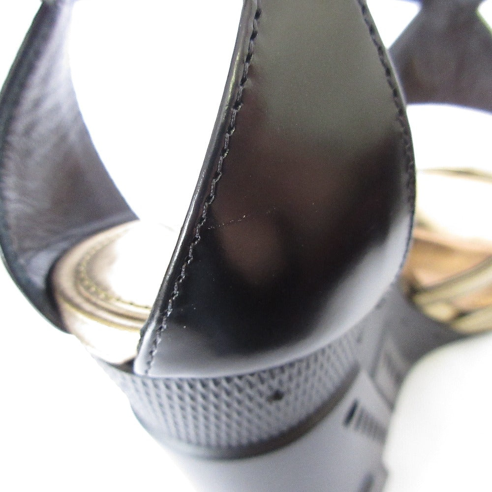 プラダ クロス ストラップ レザー サンダル