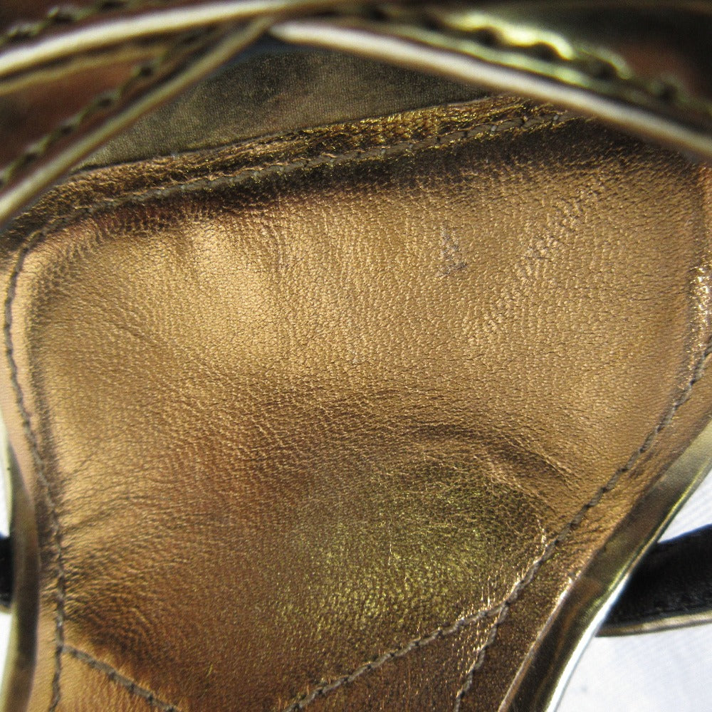 プラダ クロス ストラップ レザー サンダル