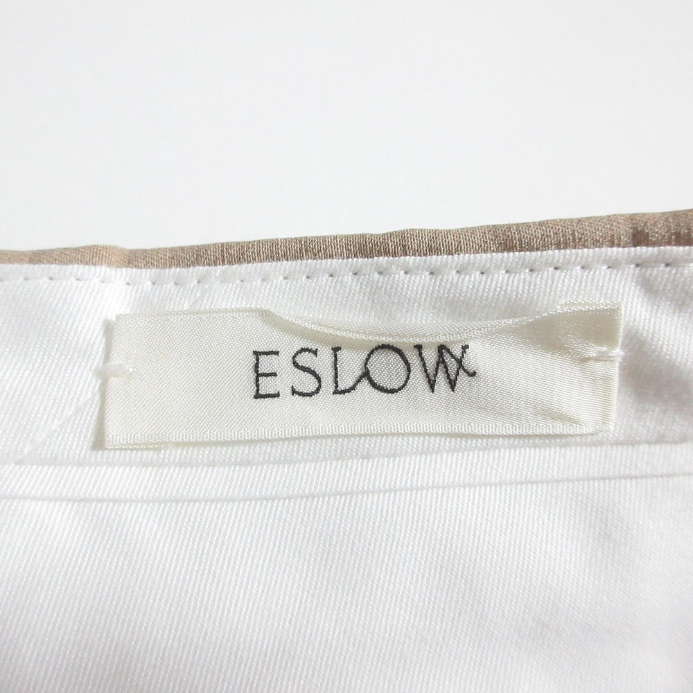 ESLOWテーパードタックパンツ