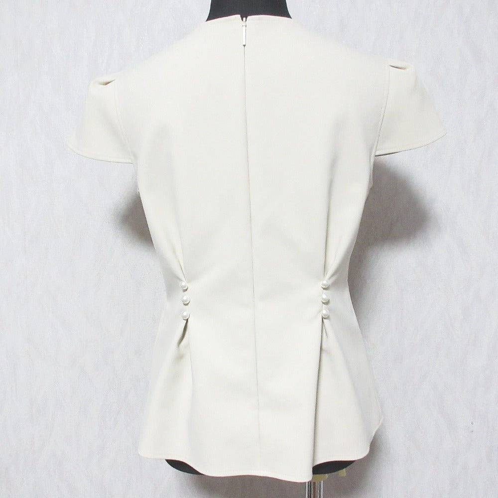 ルネ パール付きストレッチウエストシェイプショートスリーブブラウス