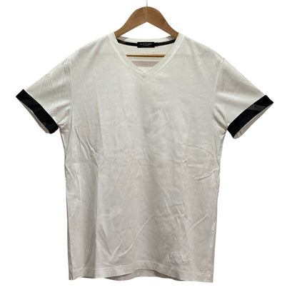 ブラックレーベルクレストブリッジ Vネック刺繍Tシャツ