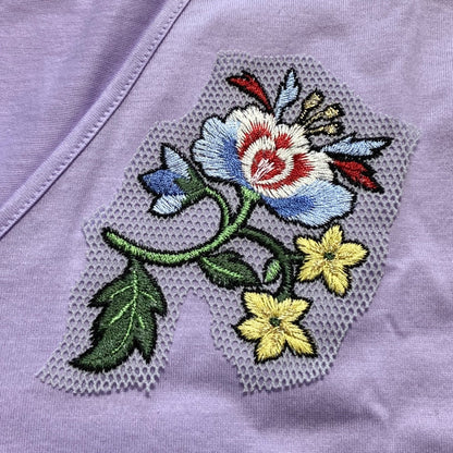 ヴィヴィアンタム 刺繍Vネックカットソー