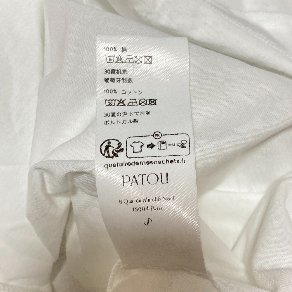 パトゥ オーガニックコットンフローラルカーブロゴTシャツ