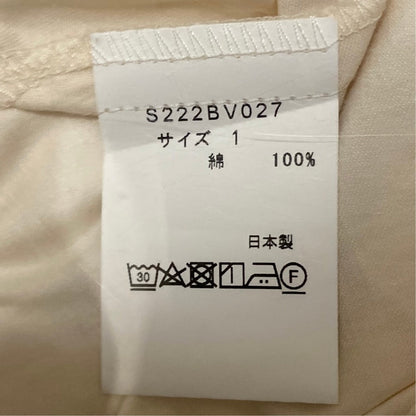 ソーノ パールボタンショートパフスリーブブラウス