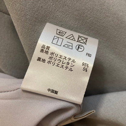 エニィスィス ノーカラーセットアップ