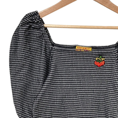 ヒステリックグラマー POP BERRY刺繍ニットトップス
