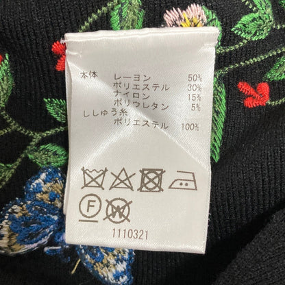 アリスアンドオリビア 刺繍ワンピース