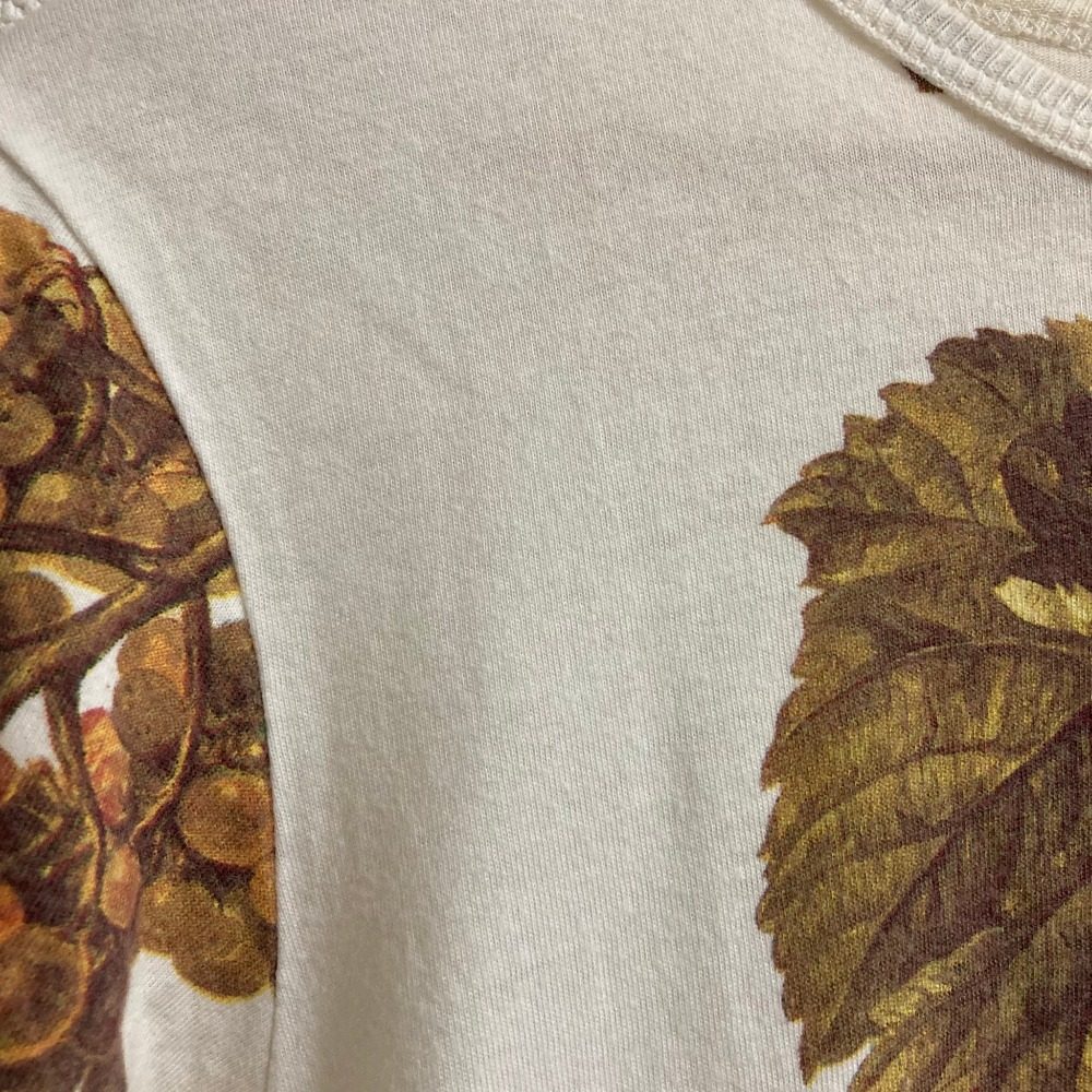 ヴィヴィアンウエストウッド 葡萄プリントTシャツ