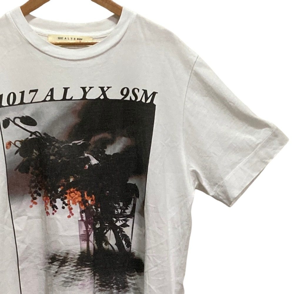 1017 アリクス 9SM グラフィックコットンTシャツ