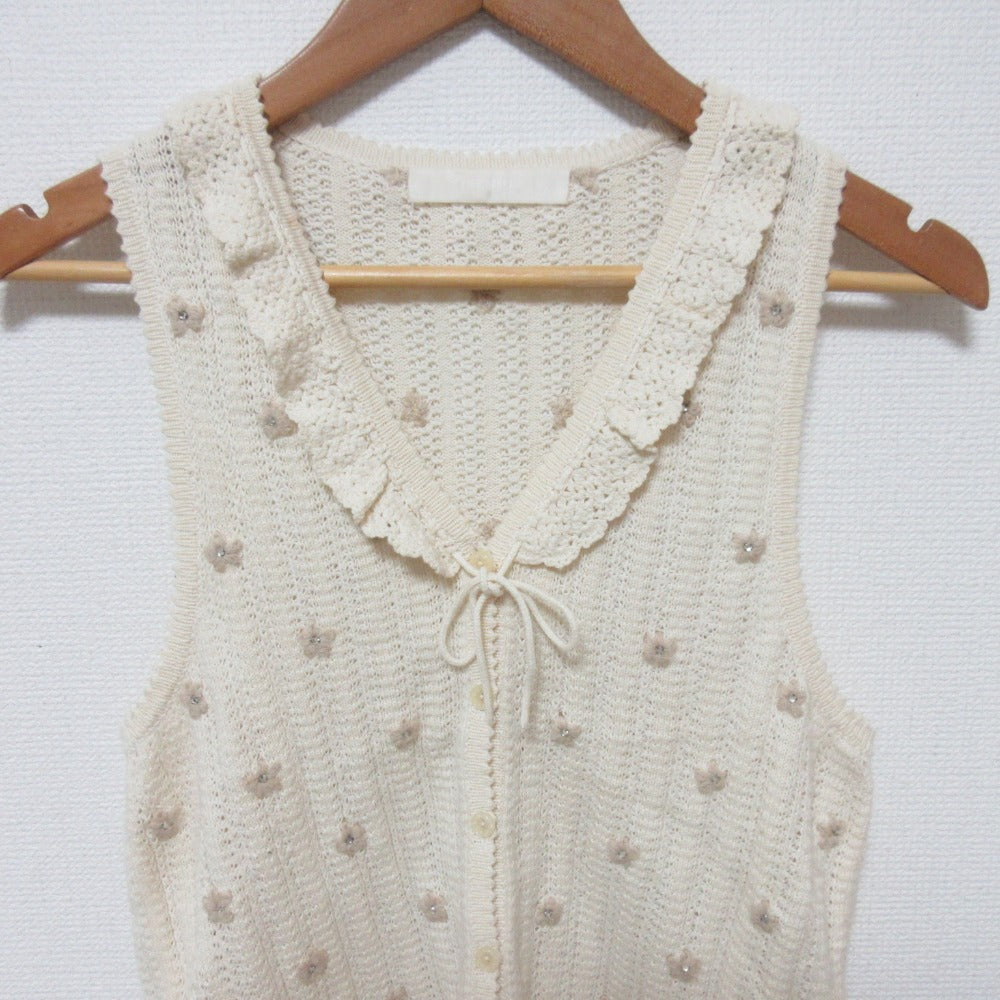ピンクハウス フラワー刺繍ニットベスト