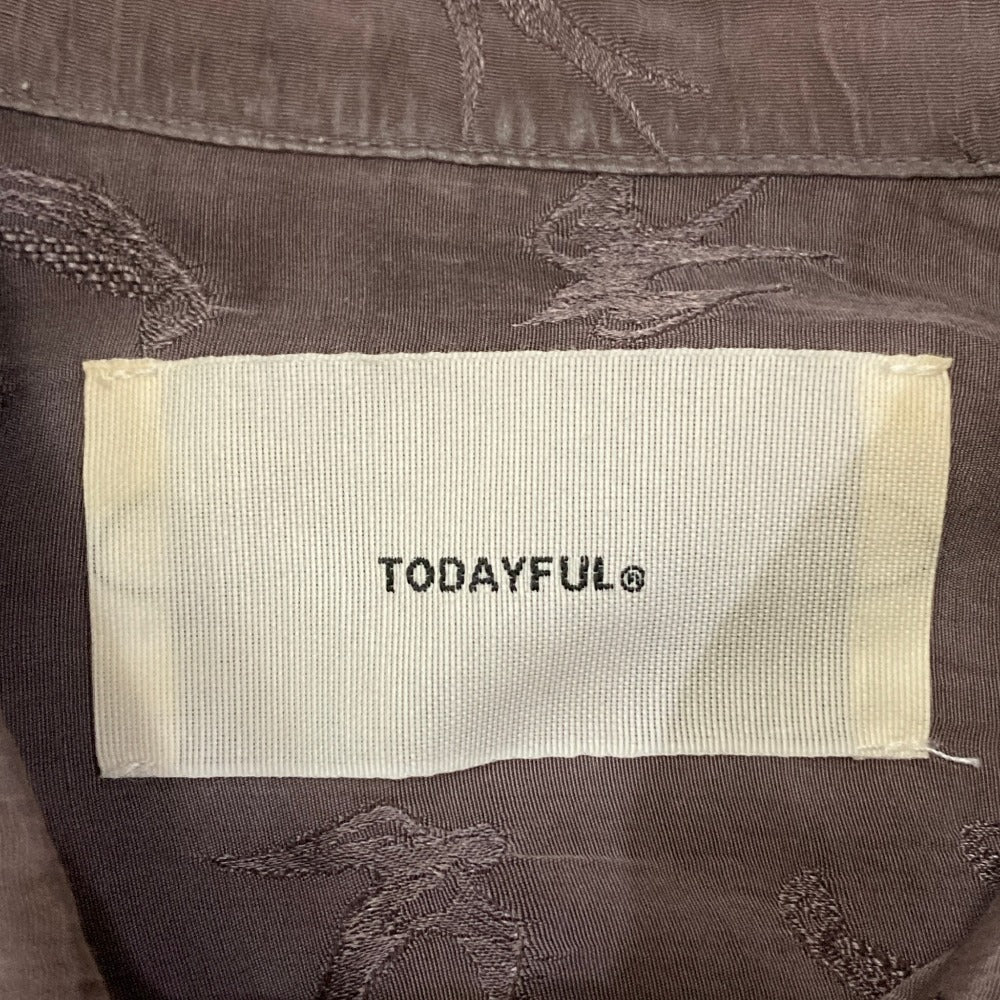 トゥデイフル Swallow Satin シャツ