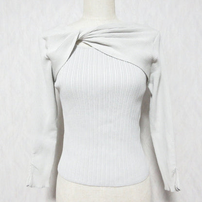 ハーリップトゥ Twist Cut-Out Rib Knit トップス