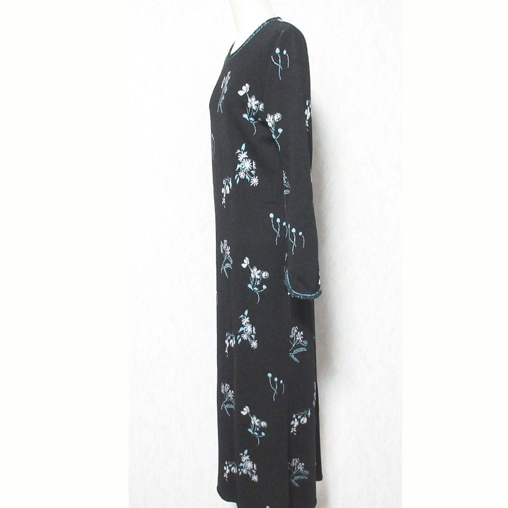 マメクロゴウチ Floral Jacquard ニットワンピース