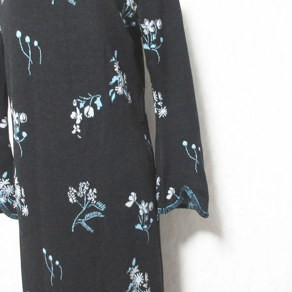 マメクロゴウチ Floral Jacquard ニットワンピース