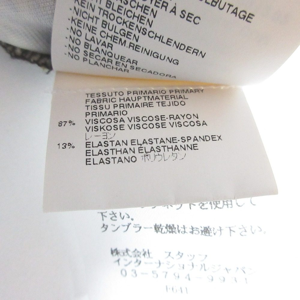 ジャストカヴァリ フラワープリントワンピース